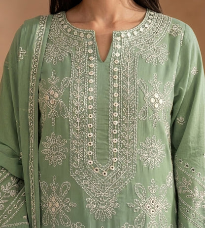 Luxe Femme – Mint Green Embroidered 2-Piece Suit