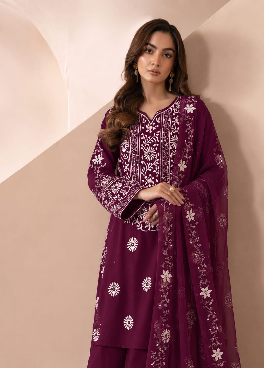 Maroon Embroidered 2 Piece Kameez & Dupatta